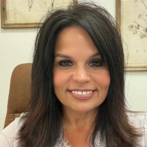 Kelli Team Member Headshot